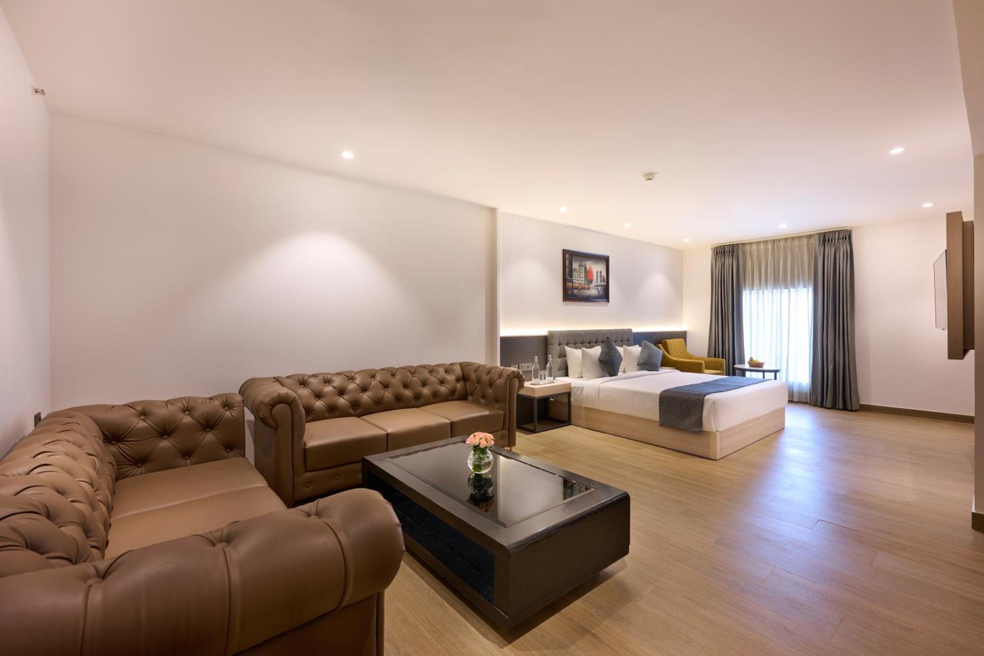 Delite Sarovar Portico פארידבד מראה חיצוני תמונה