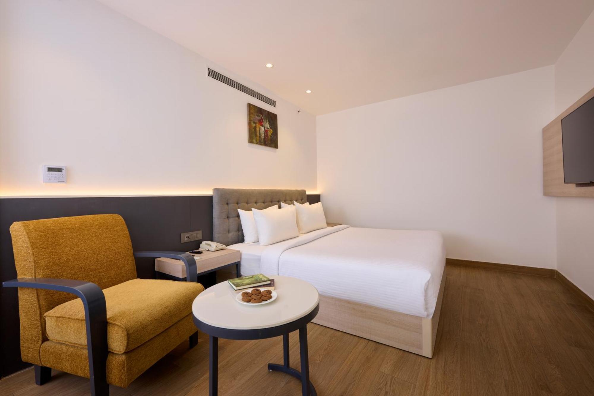 Delite Sarovar Portico פארידבד מראה חיצוני תמונה